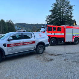 Báňští záchranáři se podíleli na obnovení obce Karlovice na Bruntálsku